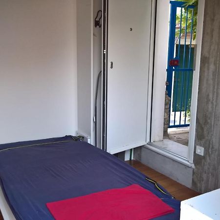 Under The Acropolis, Tiny Room, Big Terrace Атина Екстериор снимка
