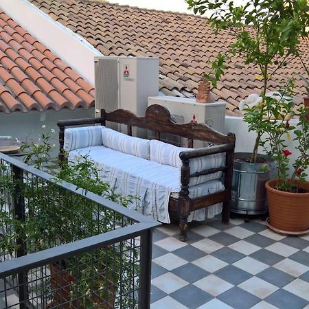 Under The Acropolis, Tiny Room, Big Terrace Атина Екстериор снимка