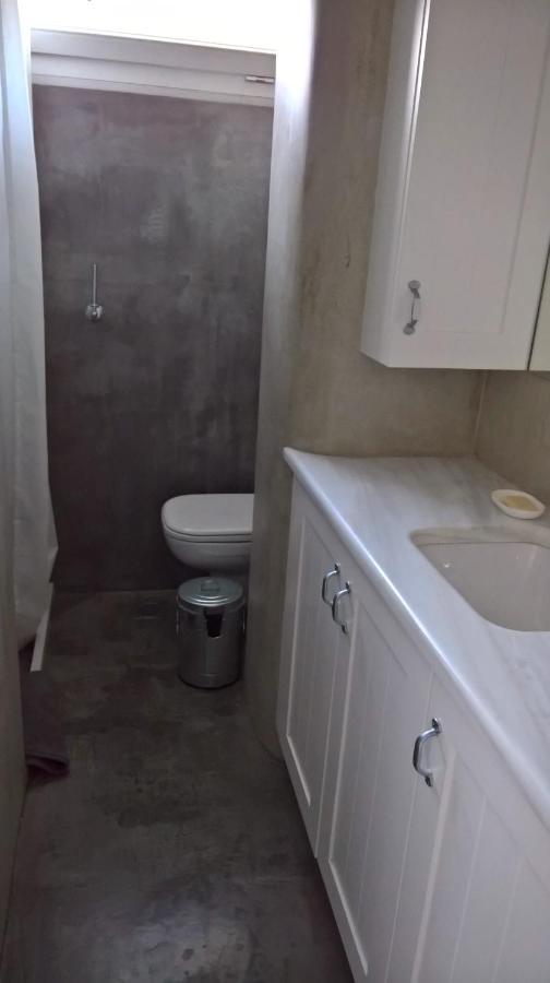 Under The Acropolis, Tiny Room, Big Terrace Атина Екстериор снимка